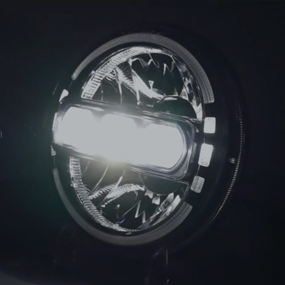 Liu Hjg Dragon Headlight C235 |  Hjg C235 Headlight | 7 Inch Unique Drl Design | Projector Headlight | Low Beam 55W | High Beam 78W | Compatible With Royal Enfield And Triumph Bikes &Amp; Mahindra Thar | 6 Months Warranty - Image 7